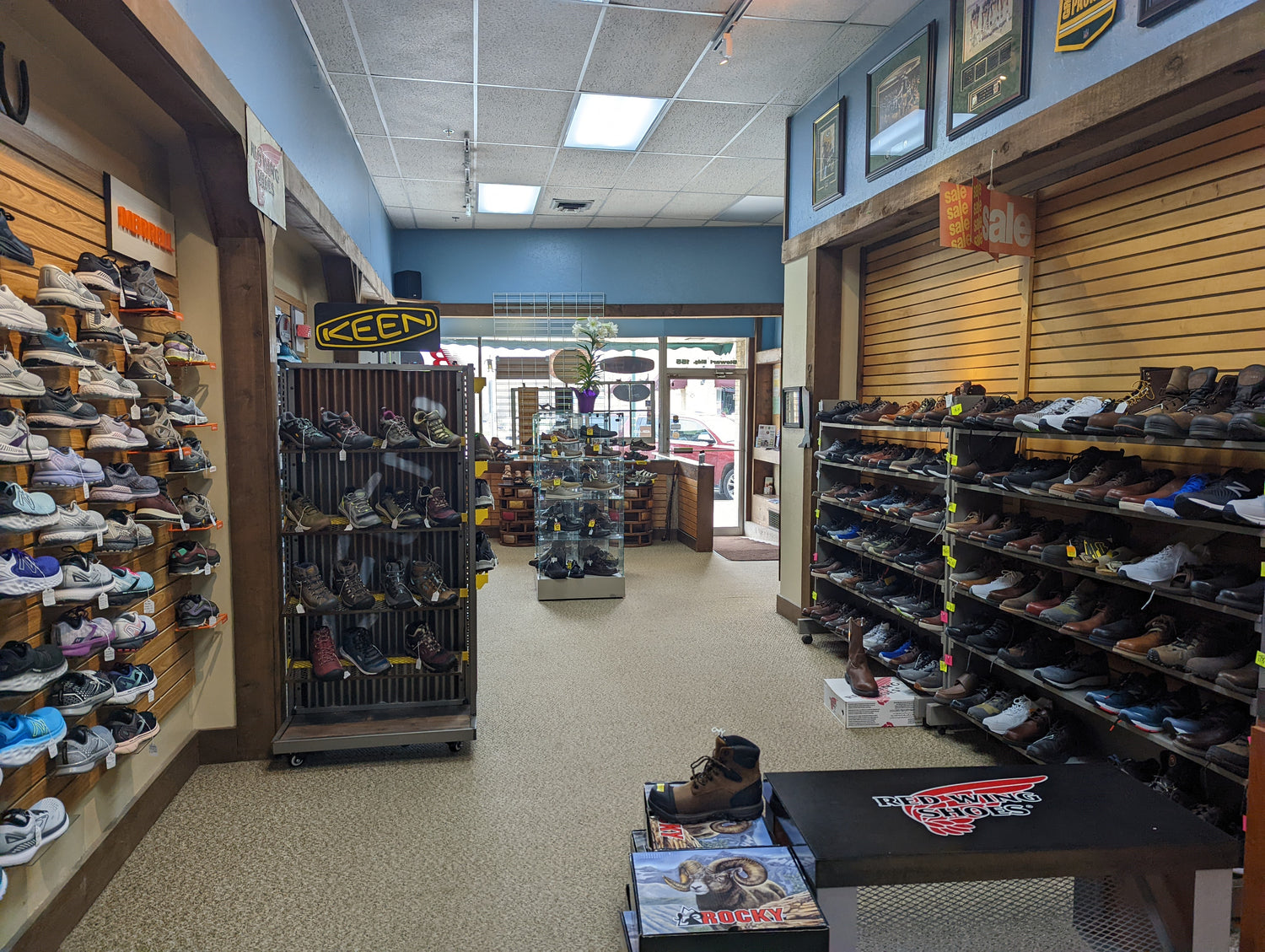 Shoe Displays at Dale's Bootery