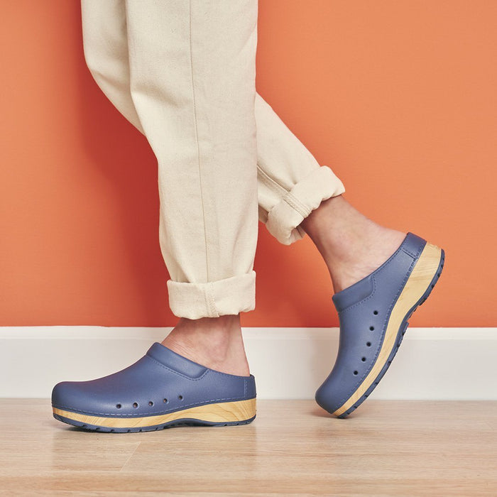 Blue dansko clogs online